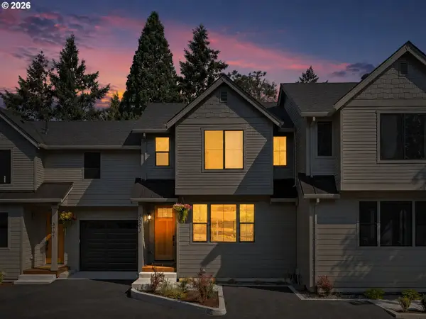 3793 SW Iowa St, Portland, OR 97221