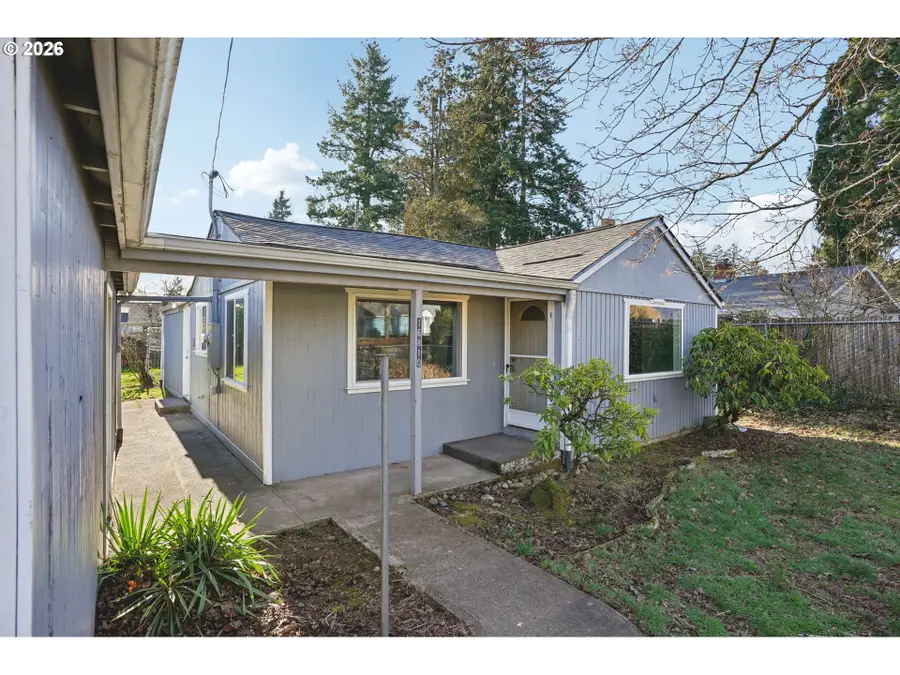 16810 E Burnside St, Portland, OR 97233 - Image #3