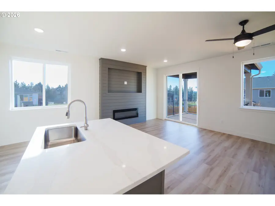 16159 Serres Farm Way, Oregon City, OR 97045 - #3