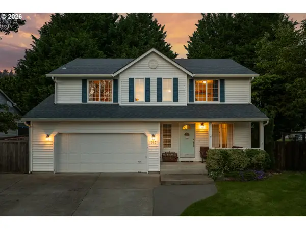 302 Pine St, Woodland, WA 98674