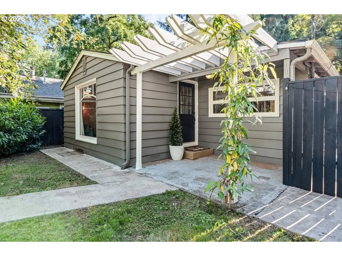 9101 SW 23rd Dr, Portland, OR 97219 - #1