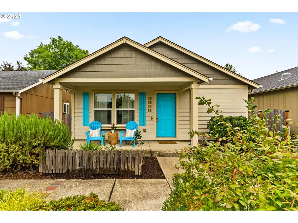 3031 Hummingbird Ln, Eugene, OR 97405 - #1
