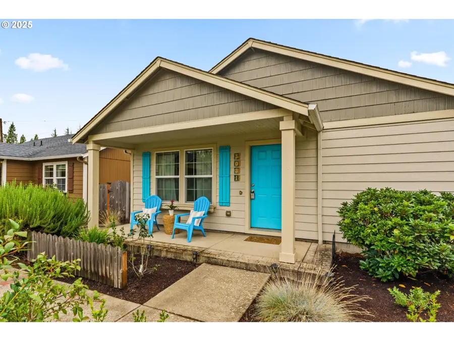 3031 Hummingbird Ln, Eugene, OR 97405 - #3