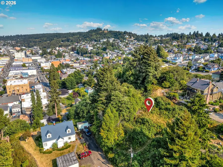 Vl Duane St, Astoria, OR 97103 - #3
