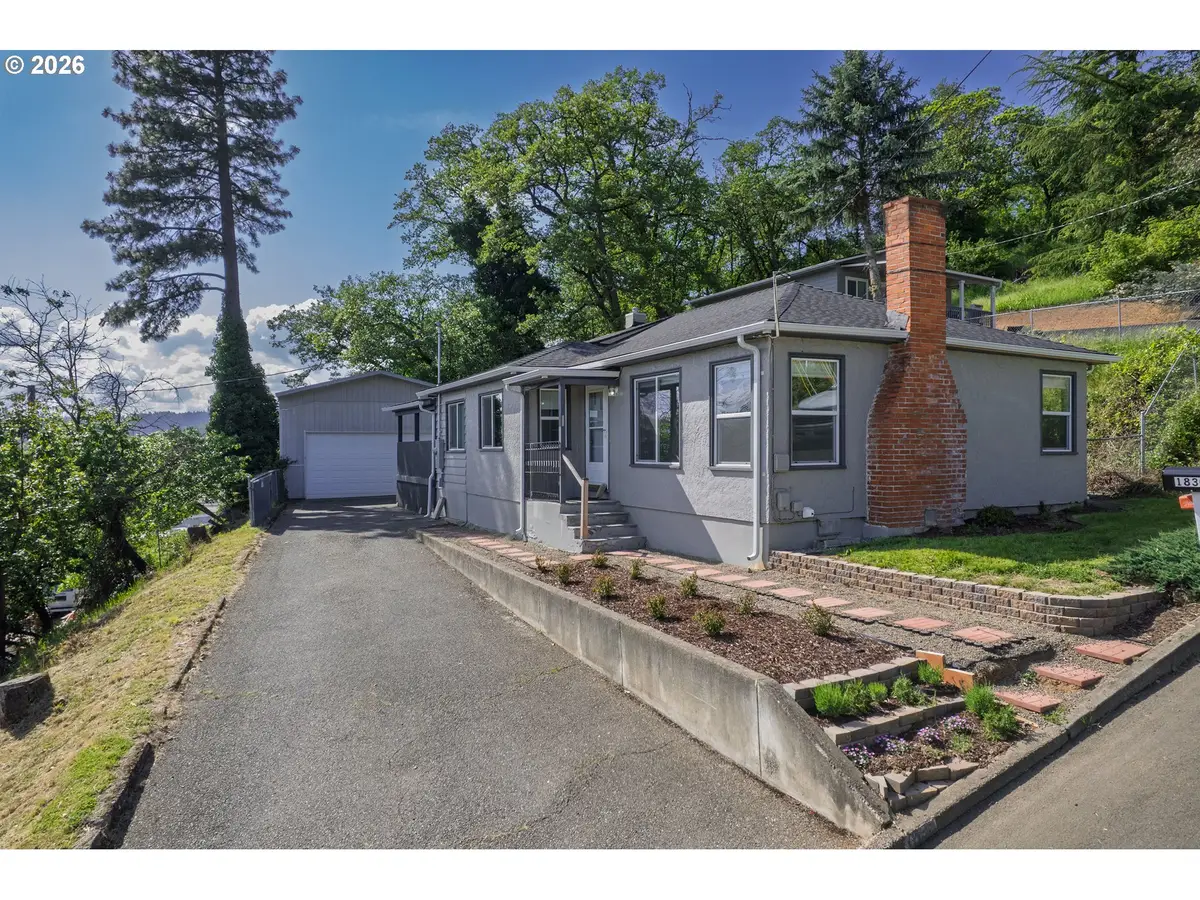 1830 NW Goetz St, Roseburg, OR 97471 - #1