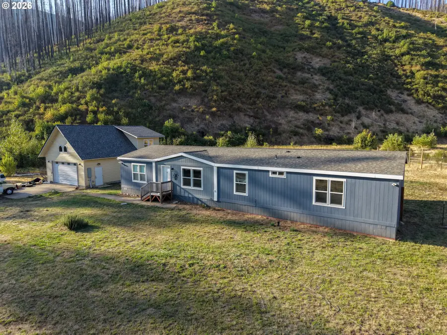 52443 Mckenzie Hwy, McKenzie River, OR 97413 - #2
