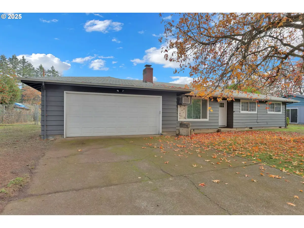 87729 Blek Dr, Veneta, OR 97487 - Image #1