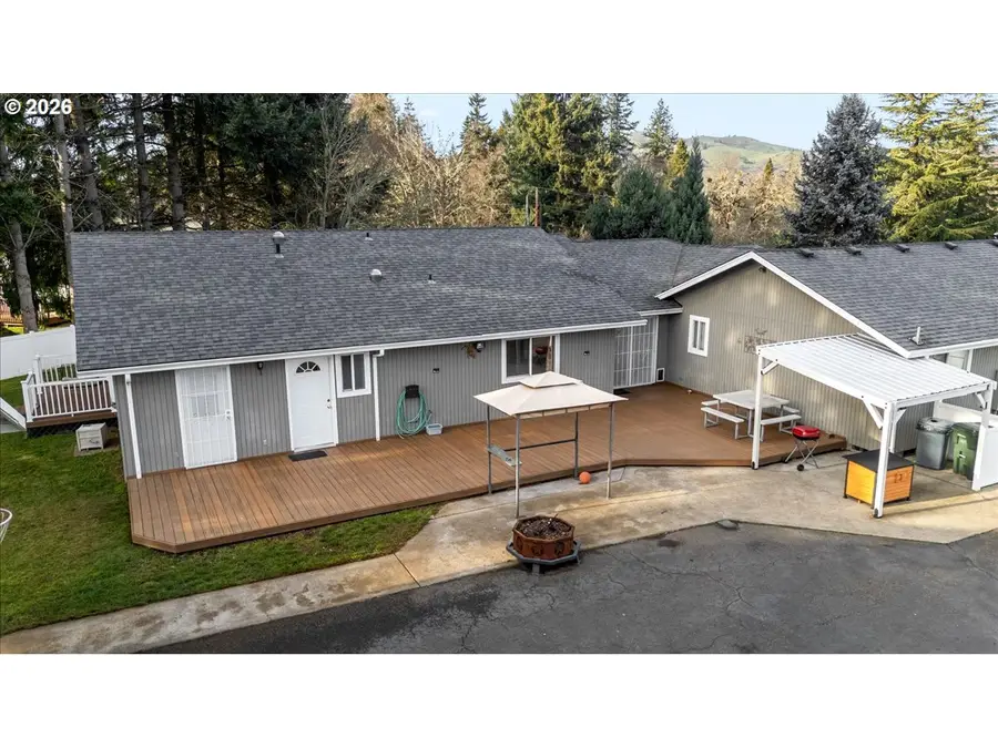 369 Upper Camp Loop Rd, Roseburg, OR 97470 - #3
