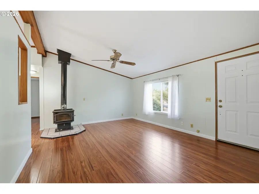 4966 Parsons Ave, Eugene, OR 97402 - #2