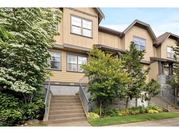 662 SW Trillium Creek Ter, Portland, OR 97225