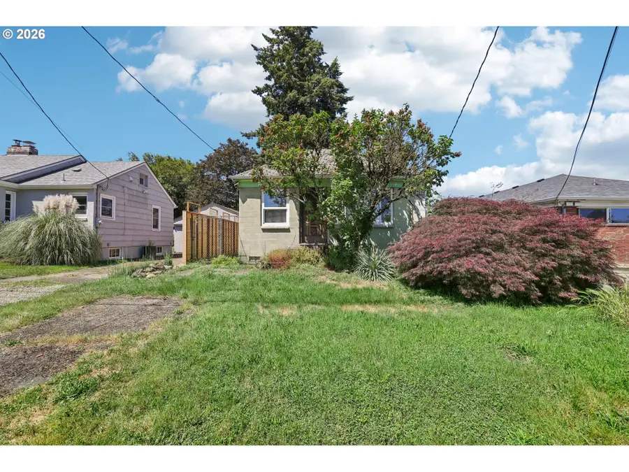 1637 NE 75th Ave, Portland, OR 97213 - #3