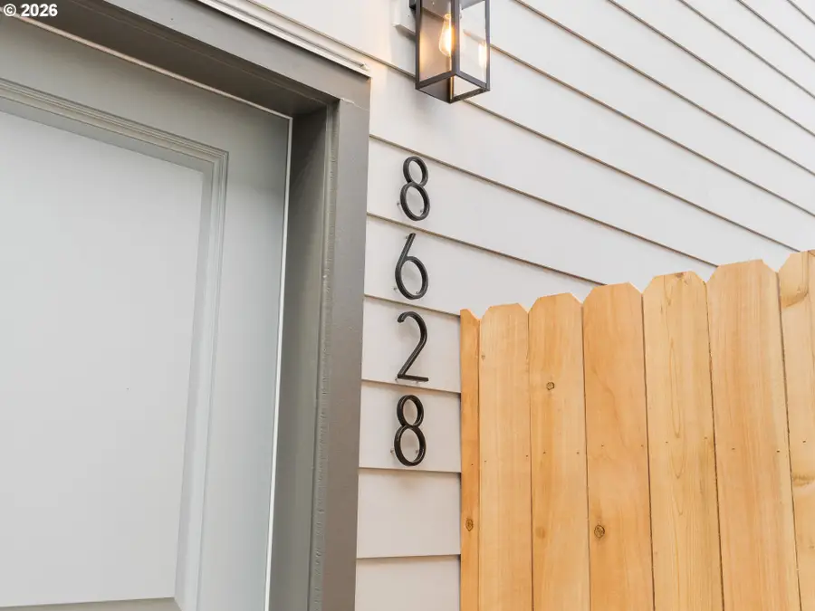 8628 SW 21st Ave #2, Portland, OR 97213 - Image #2