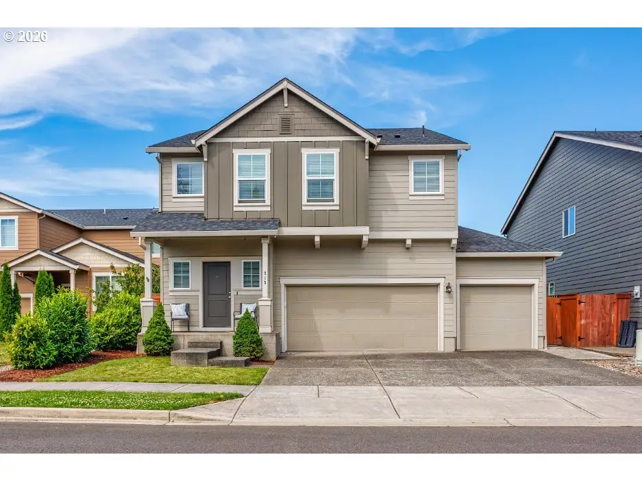 915 N Gibert Ct, Ridgefield, WA 98642 - #1