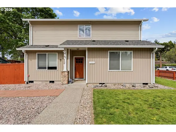17065 SE Brooklyn St, Portland, OR 97236