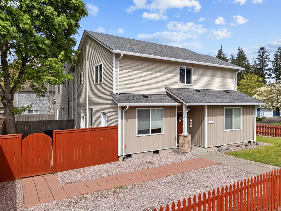 17065 SE Brooklyn St, Portland, OR 97236 - #3