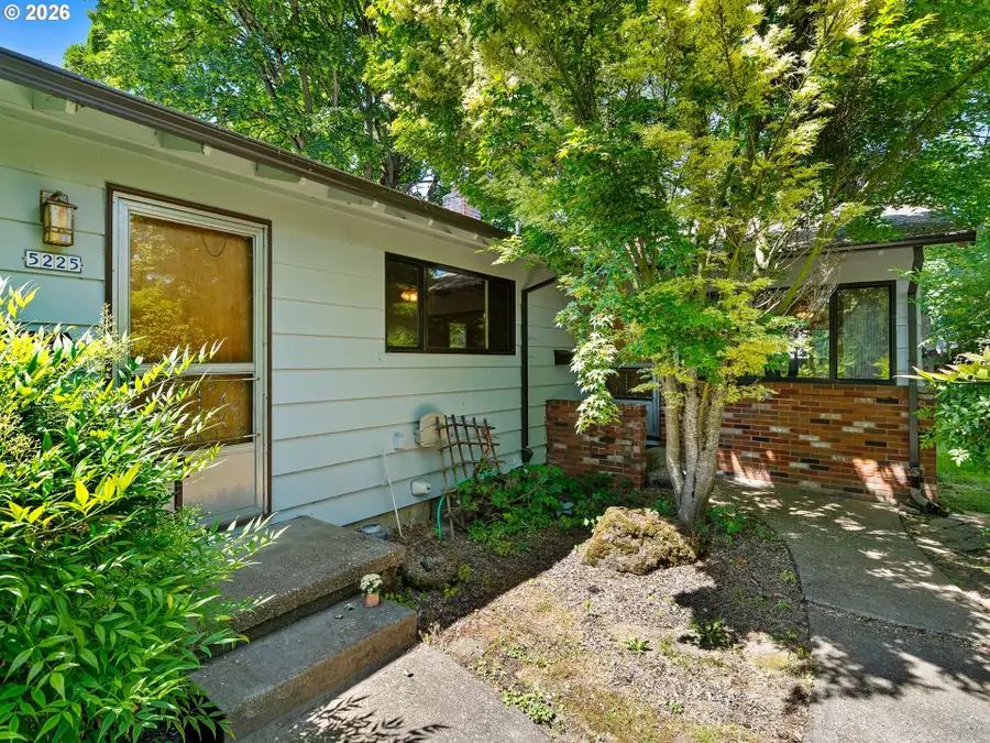 5225/5227 NE Davis St, Portland, OR 97213 - #3