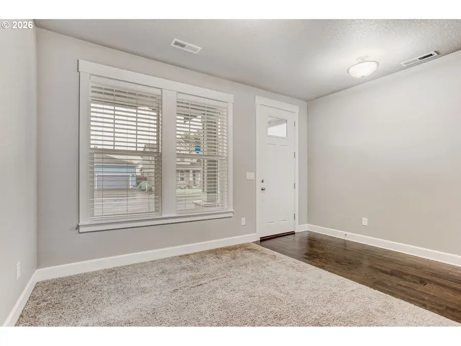 11620 NW 2nd Ct, Vancouver, WA 98660 - #2