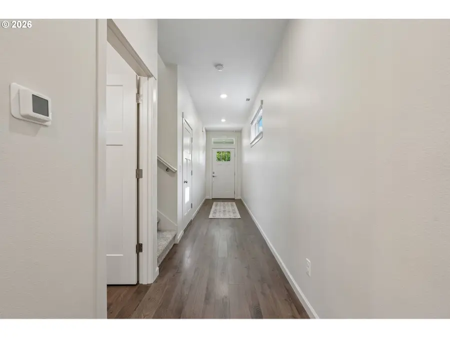7249 SW Spruce St, Portland, OR 97223 - #3
