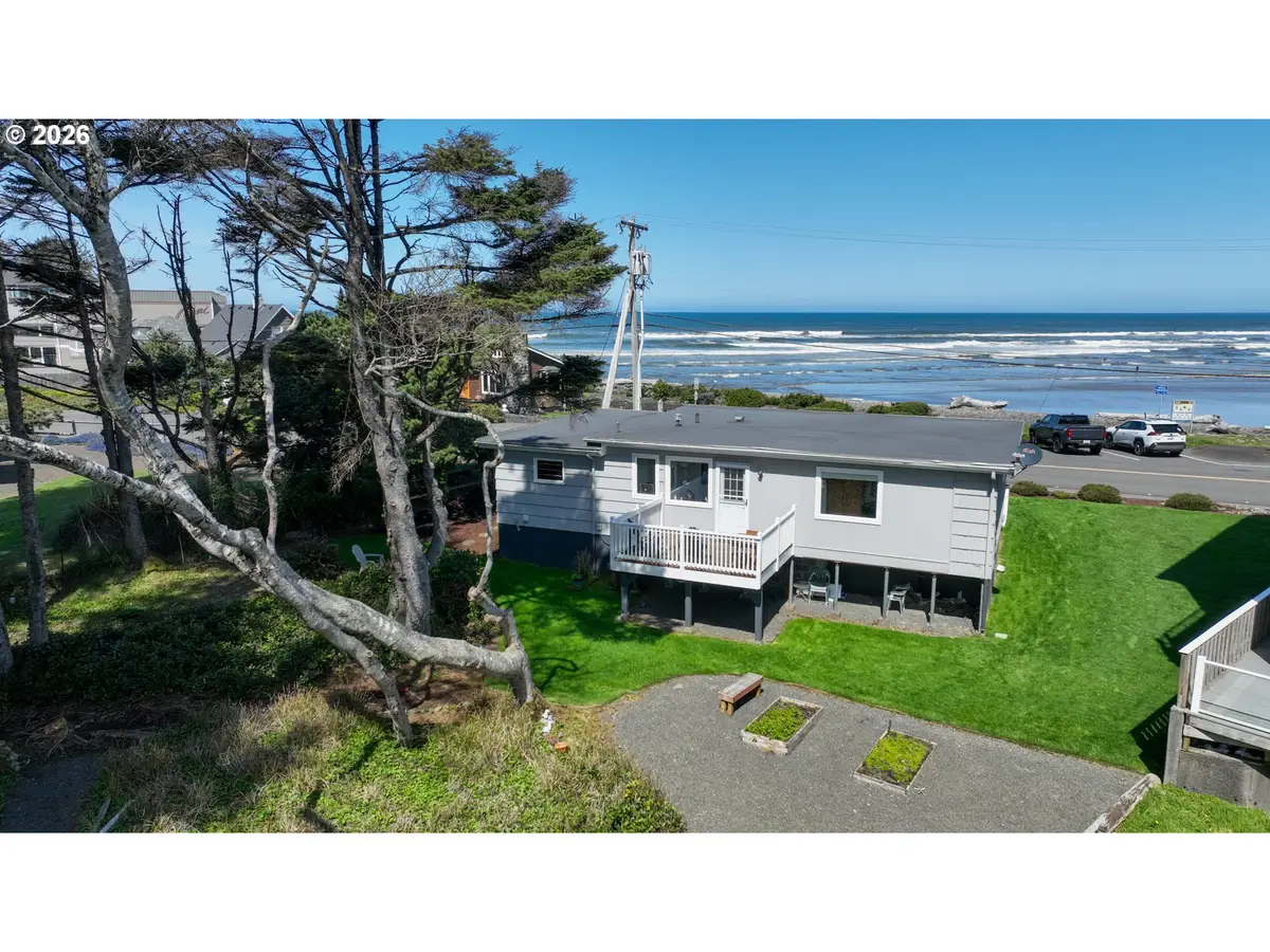 2977 Sunset Blvd, Seaside, OR 97138 - #1