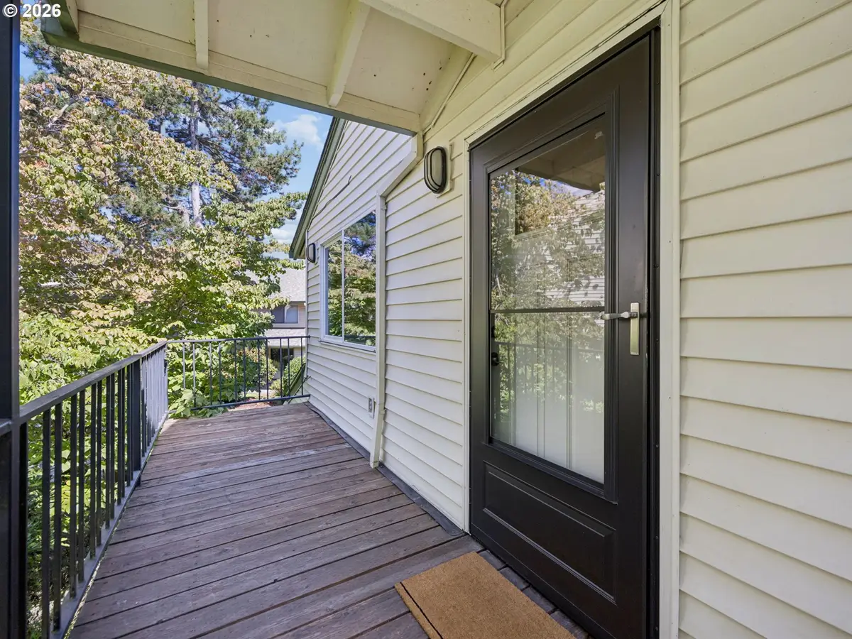 631 N Hayden Bay Dr, Portland, OR 97217 - #1