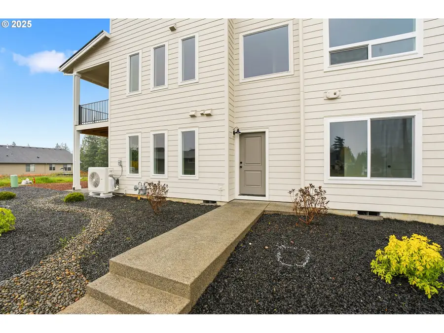 4690 SE 2nd St, Gresham, OR 97080 - Image #3