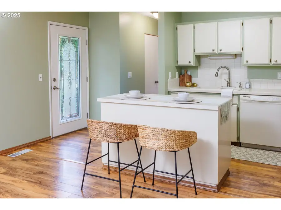 490 N Hayden Island Dr #98, Portland, OR 97217 - Image #2