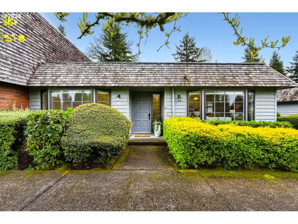 19785 NW Rock Creek Dr, Portland, OR 97229