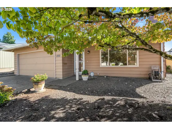 10175 SW Highland Dr, Portland, OR 97224