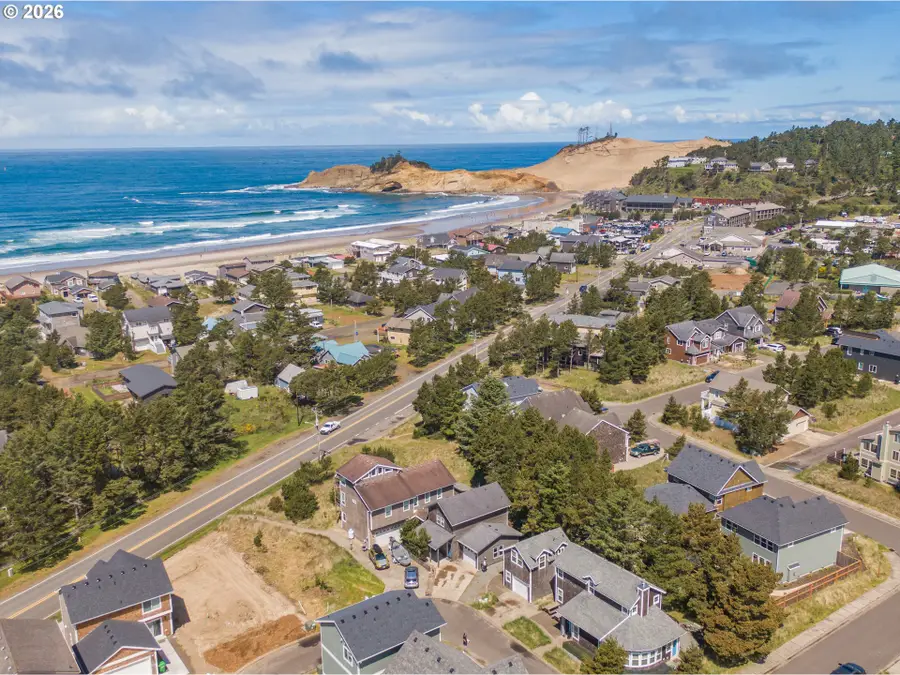 6140 Center Pointe Loop, Pacific City, OR 97135 - #2