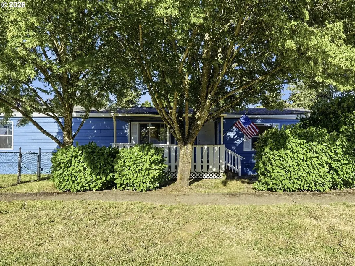 245 N Cedar St, Yamhill, OR 97148 - #1