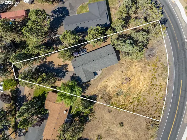 20629 Whitewing Ct, Bend, OR 97701