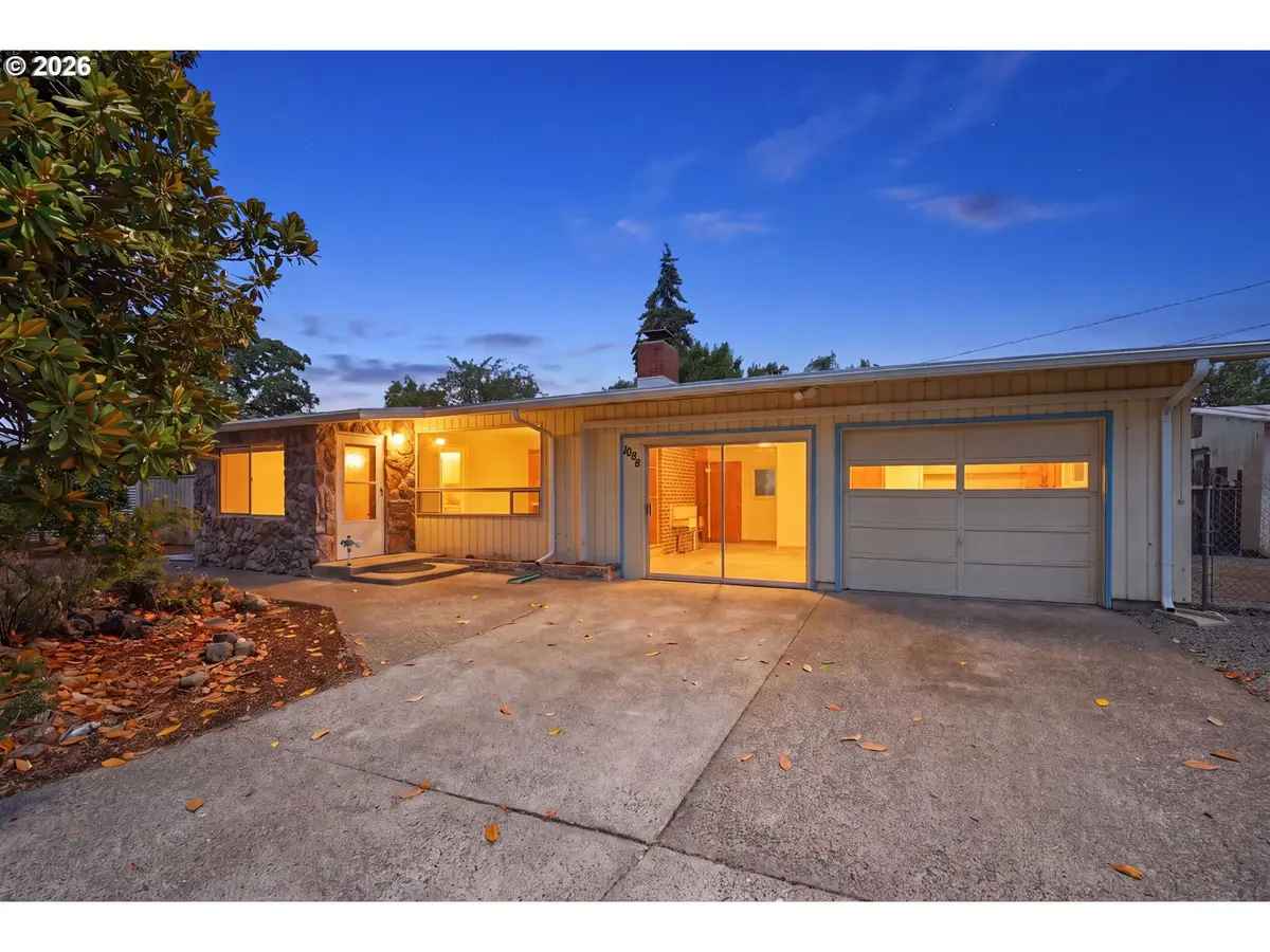 1995 Smithoak St, Eugene, OR 97404 - #1