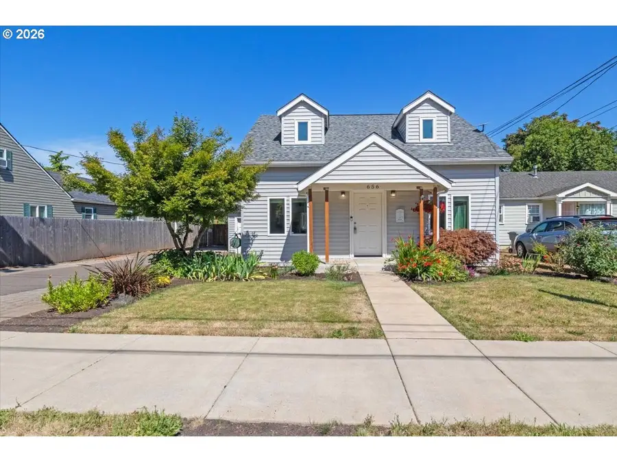 656 SW Levens St, Dallas, OR 97338 - #2