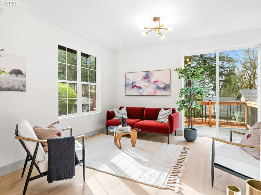 5219 SW Vacuna St, Portland, OR 97219 - Image #3