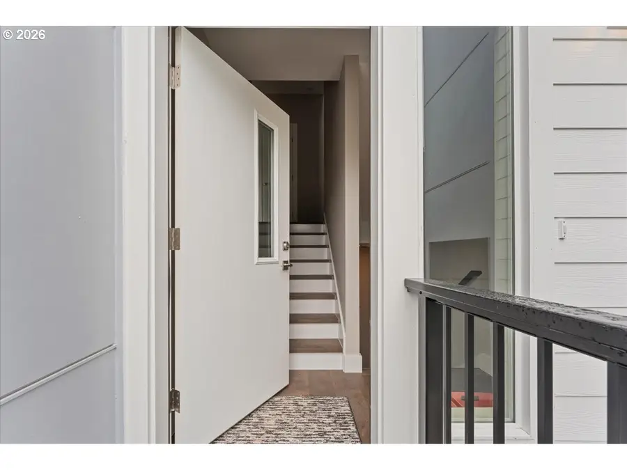 9822 SW 34th Pl, Portland, OR 97219 - #3