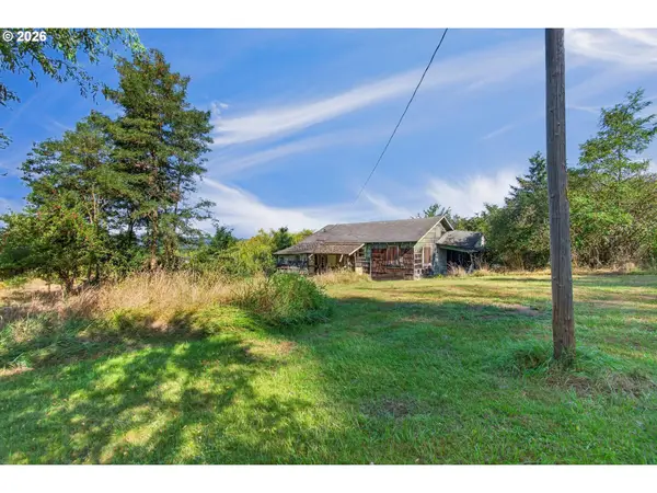 78967 Quincy Mayger Rd, Clatskanie, OR 97016