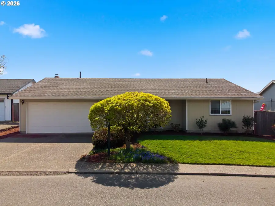 1365 SE Duke Dr, Hillsboro, OR 97123 - #3