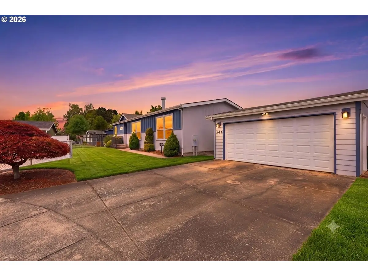 744 Saint James Pl, Molalla, OR 97038 - #1