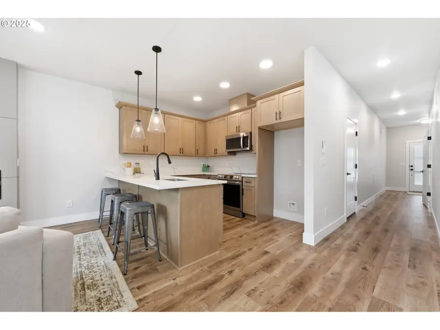 13120 Seasons Ln, Oregon City, OR 97045 - Image #2