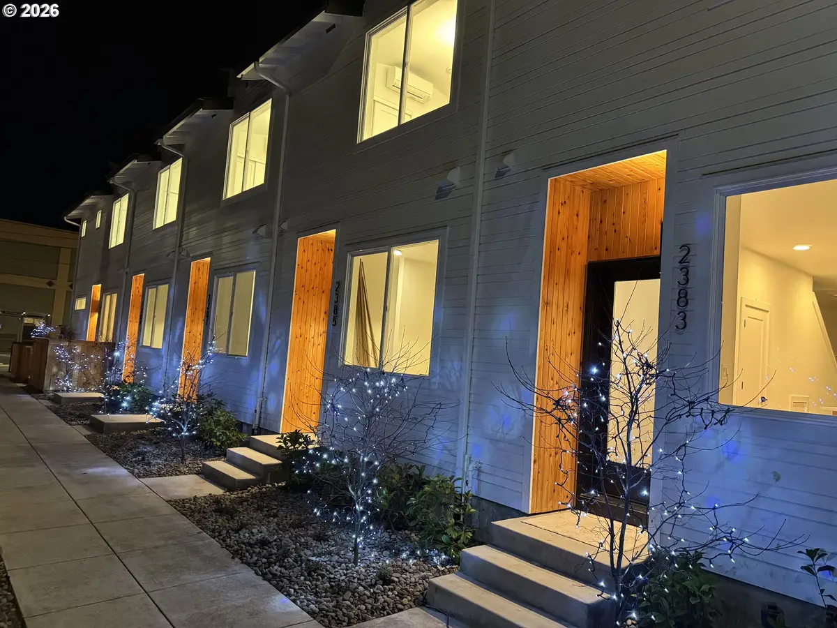 4235 SE Division St, Portland, OR 97206 - Image #1