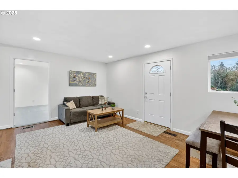 16731 SE Blanton St, Milwaukie, OR 97267 - Image #3