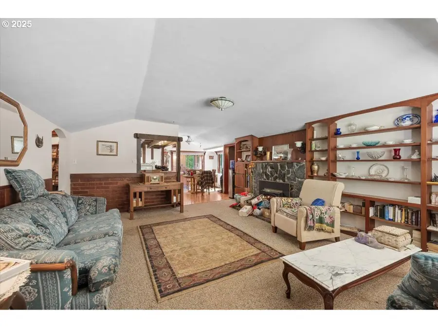 2680 S Umpqua Rd, Tiller, OR 97484 - Image #3