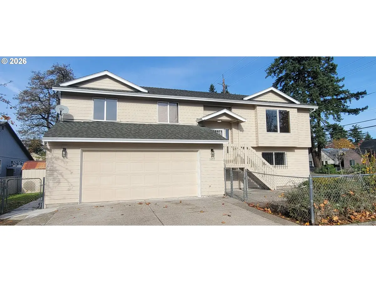 3857 SE 136th Ave, Portland, OR 97236 - Image #1