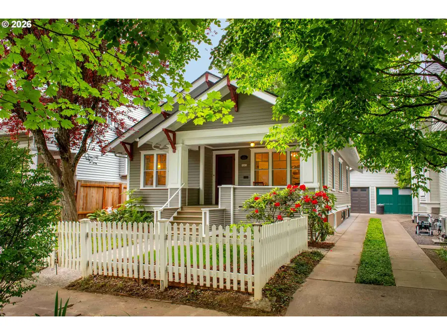 3203 SE Tibbetts St, Portland, OR 97202 - #2