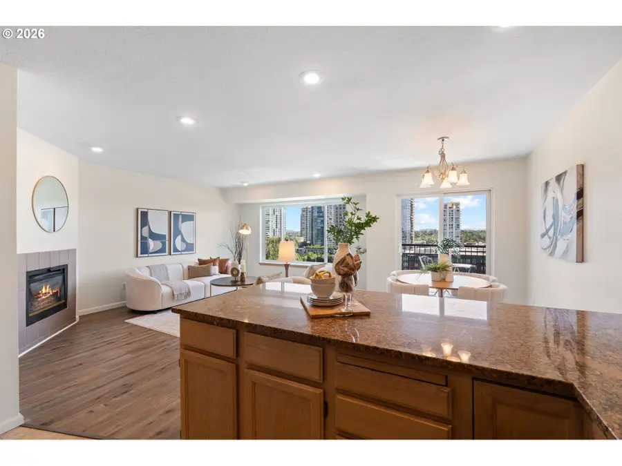 3812 S Kelly Ave #7, Portland, OR 97239 - #2