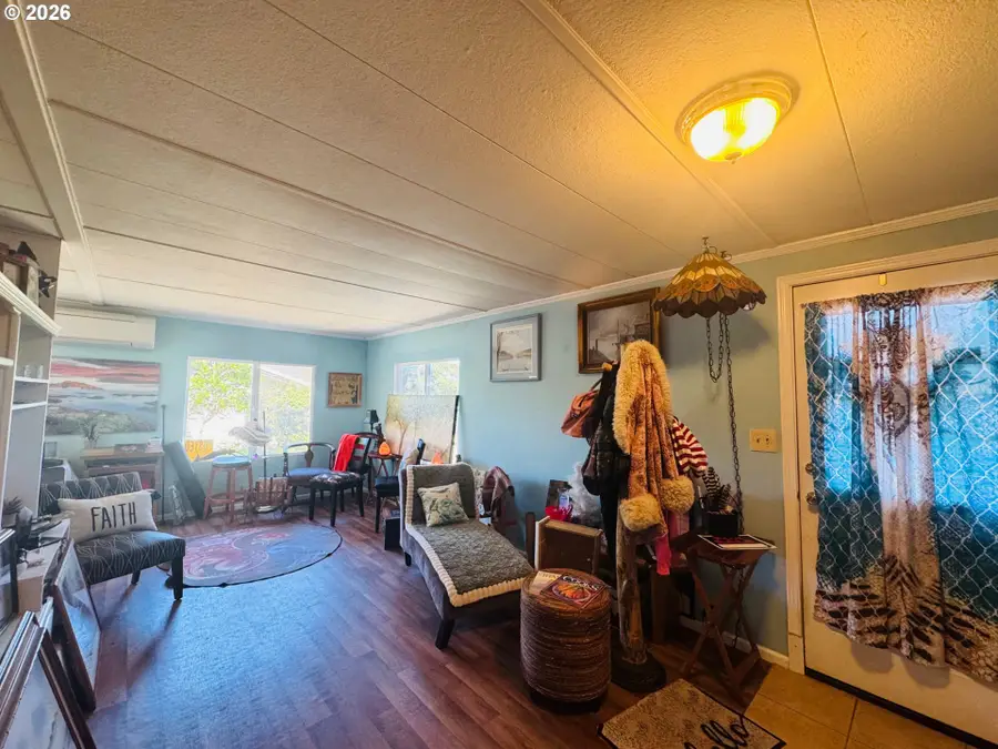 1275 SE June Ave, Bandon, OR 97411 - #3