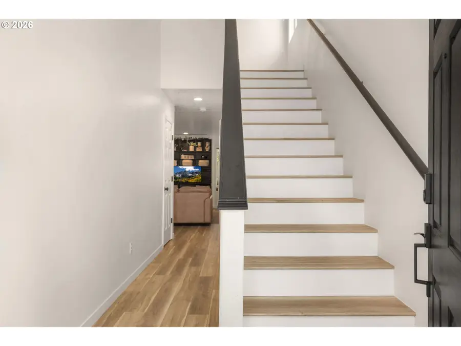 5098 NE Schoeler Cir, Hillsboro, OR 97124 - #2