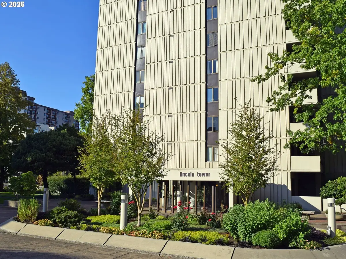 2211 SW 1st Ave #1704, Portland, OR 97201 - #1