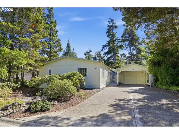 146 42nd Way, Florence, OR 97439
