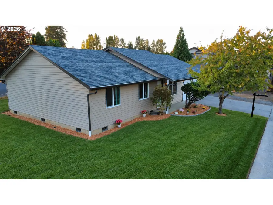 1100 SE 4th Ave, Battle Ground, WA 98604 - #3